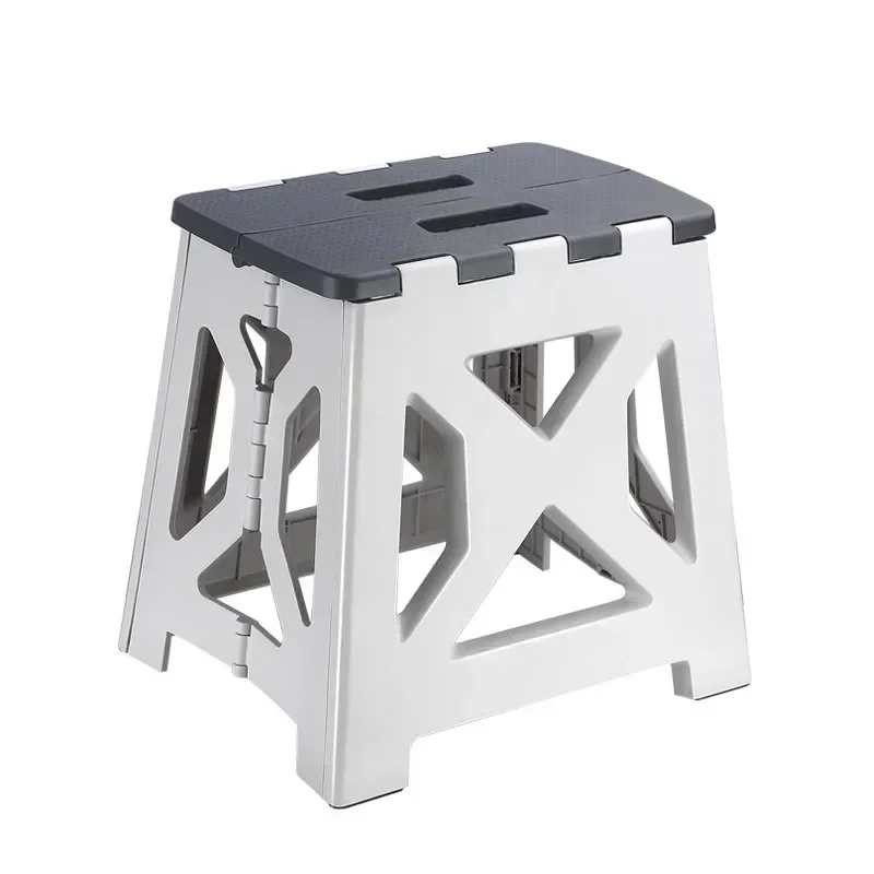 Sgabello pieghevole in plastic - Kids Outdoor Bench recensione e prezzo
