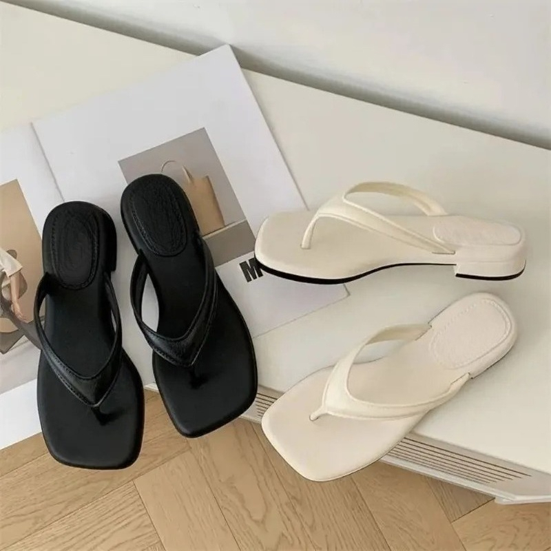 Infradito da donna con punta q - Kids Outdoor Shoes recensione e prezzo