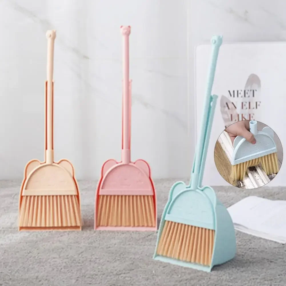 Set Mini Scopa e Paletta per B - Kids Outdoor Broom recensione e prezzo