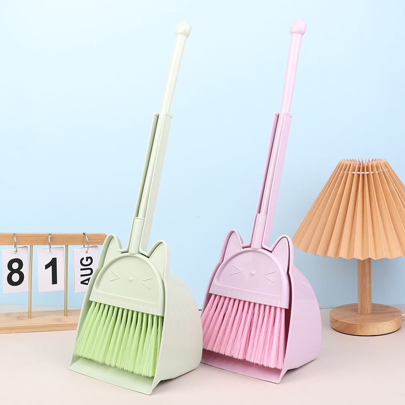 Paletta per scopa per bambini  - Kids Outdoor Broom recensione e prezzo